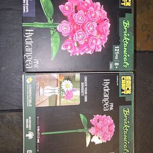 2 Sets Of Brick Craft Bricktanicals Pink Hydrangeas